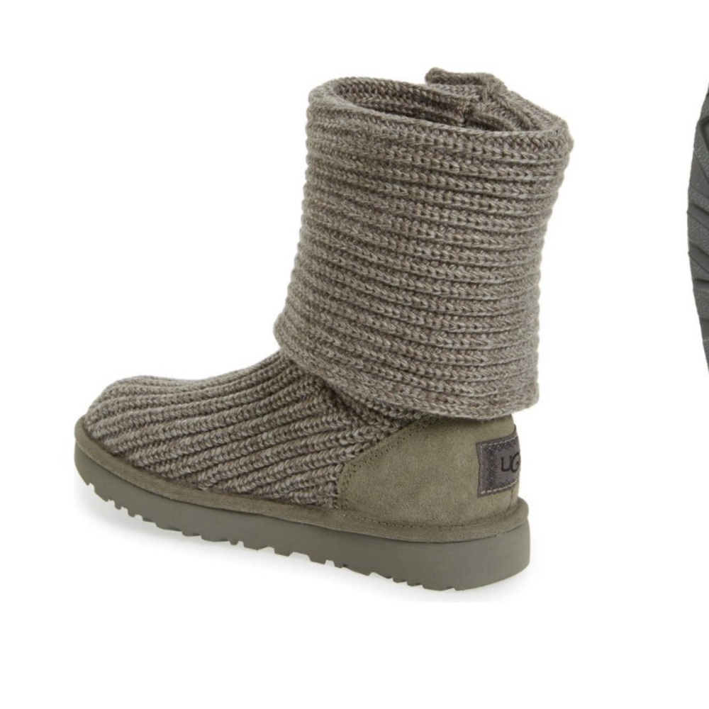 Knit uggs